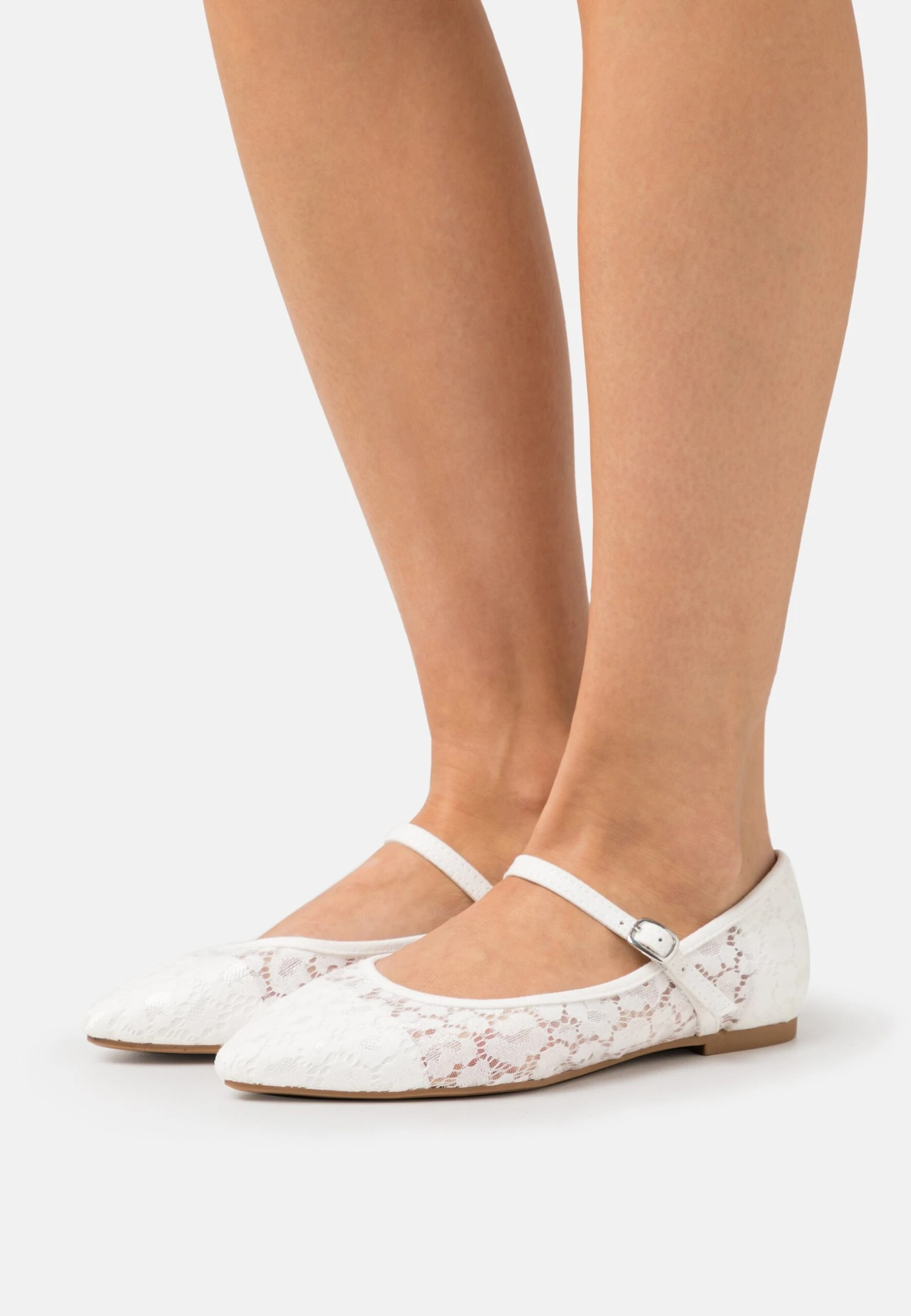 Ballerina'S Met Enkelbandjes - White Ballerina'S Met Enkelbandjes - White -Anna Field Boutique 04c8da94a1d34aa58fc284676eb9569d scaled