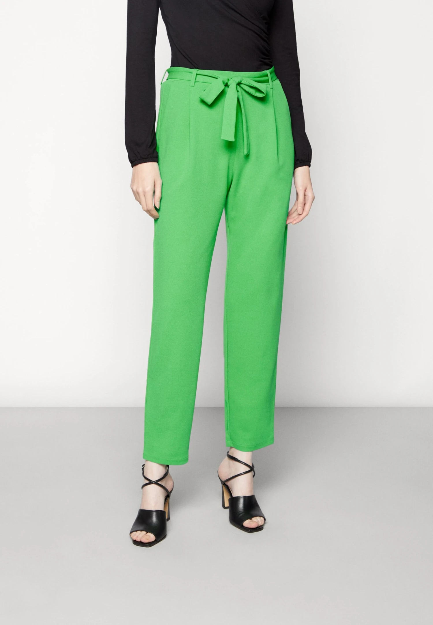 Broek - Green Anna Field Broek - Green -Anna Field Boutique 054159ae16844b3994a86ce131a422db scaled