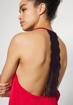 Anna Field 4 Piece Gift Set - Pyjama - Black/Red 8 Anna Field 4 Piece Gift Set - Pyjama - Black/Red -Anna Field Boutique 10245431343b4a308e71236086d68fb8