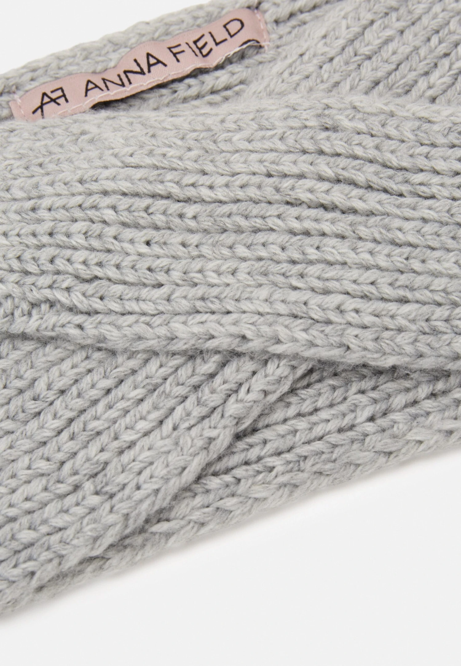 Oorwarmers - Grey Anna Field Oorwarmers - Grey -Anna Field Boutique 102ac832352a460c88c8cefa9b71af39 scaled