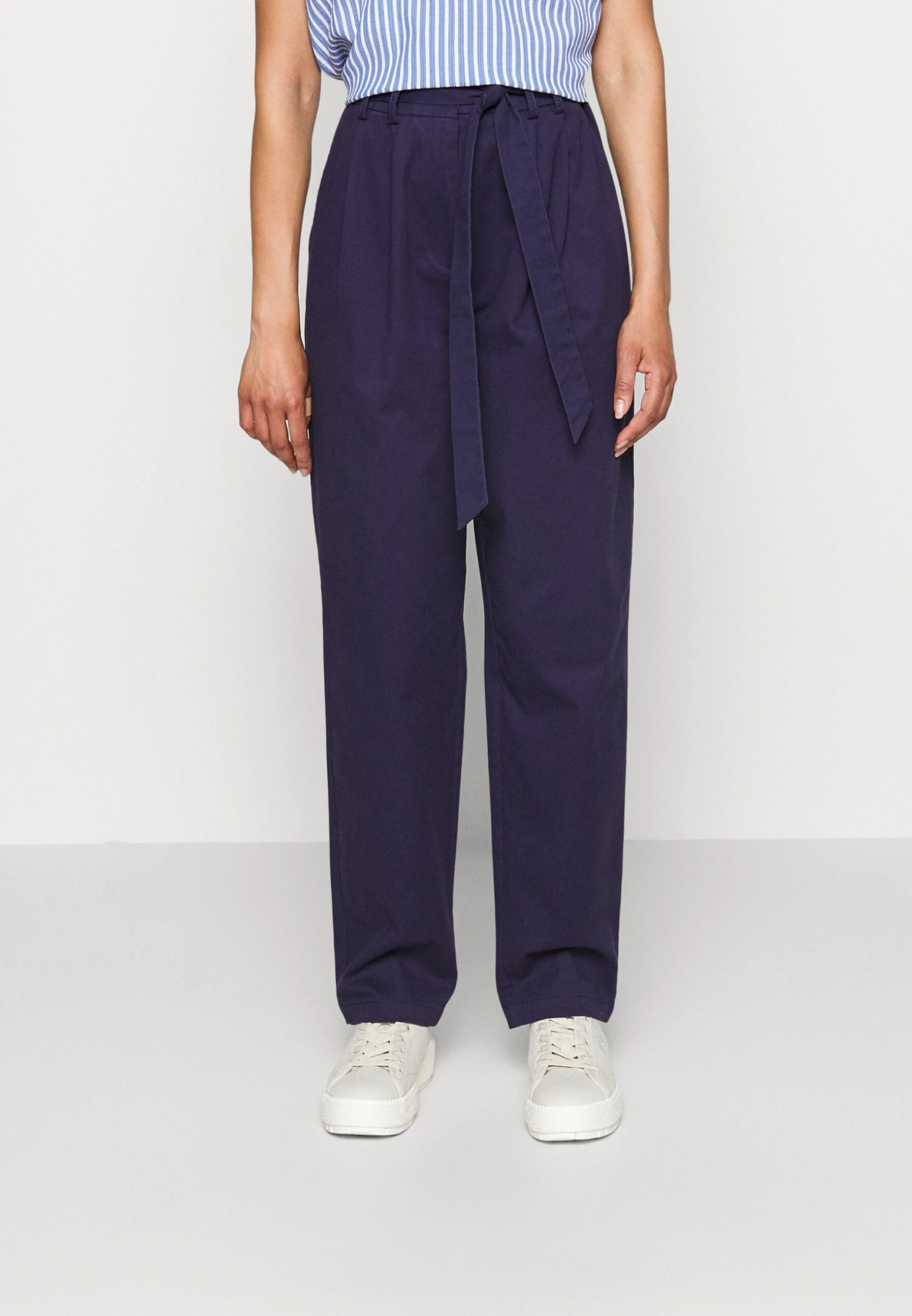 Broek - Dark Blue Broek - Dark Blue -Anna Field Boutique 146671e8f2764729b4e9c35dc37a1656 scaled