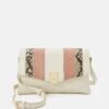 Anna Field Schoudertas - Off-White -Anna Field Boutique 183d7c81d8d4490f97e5ccd4ae51023e