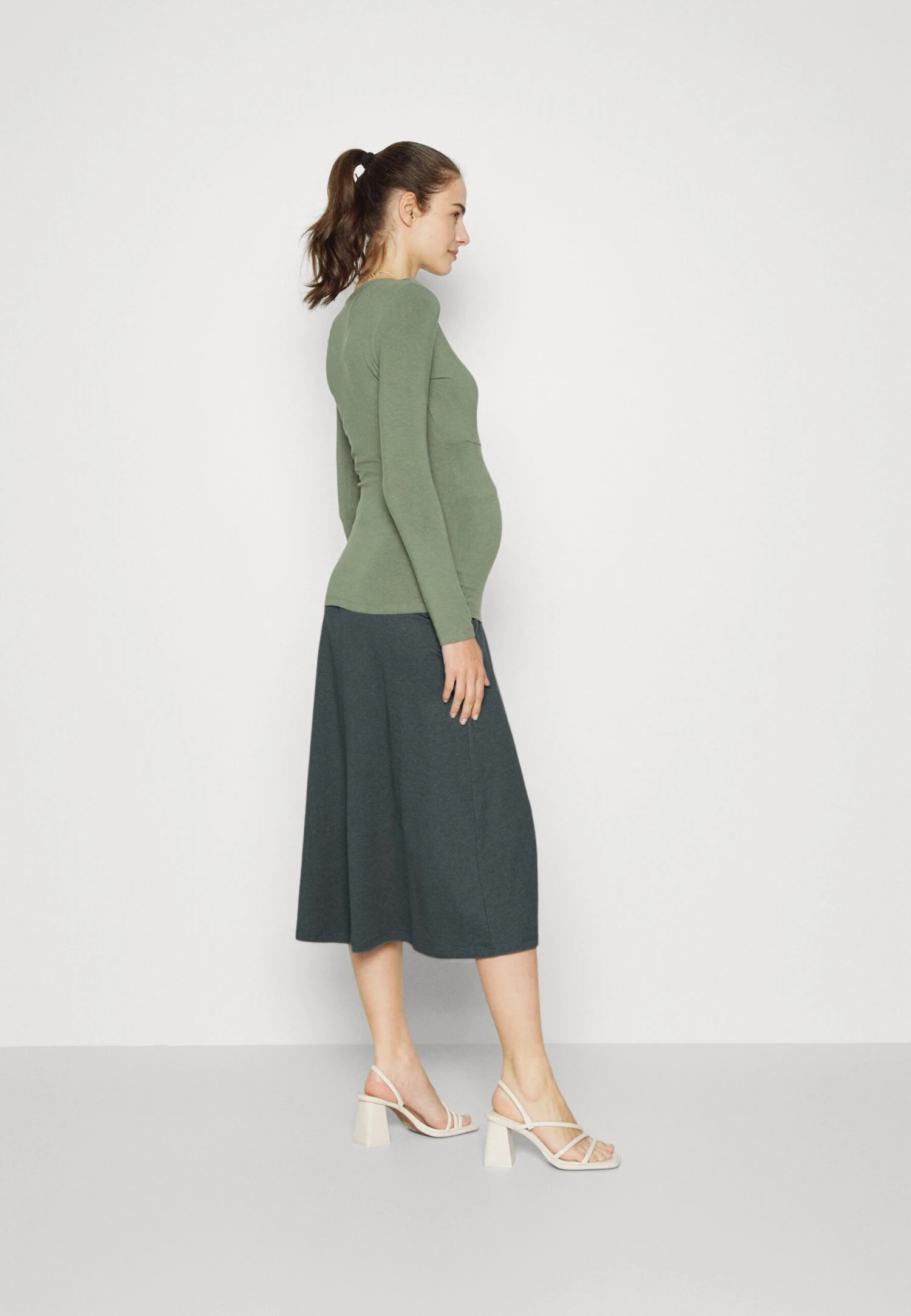Maternity Basic Midi Skirt- Kokerrok - Light Green Maternity Basic Midi Skirt- Kokerrok - Light Green -Anna Field Boutique 19e6625f49614b169fb1f3dfd909a765 scaled