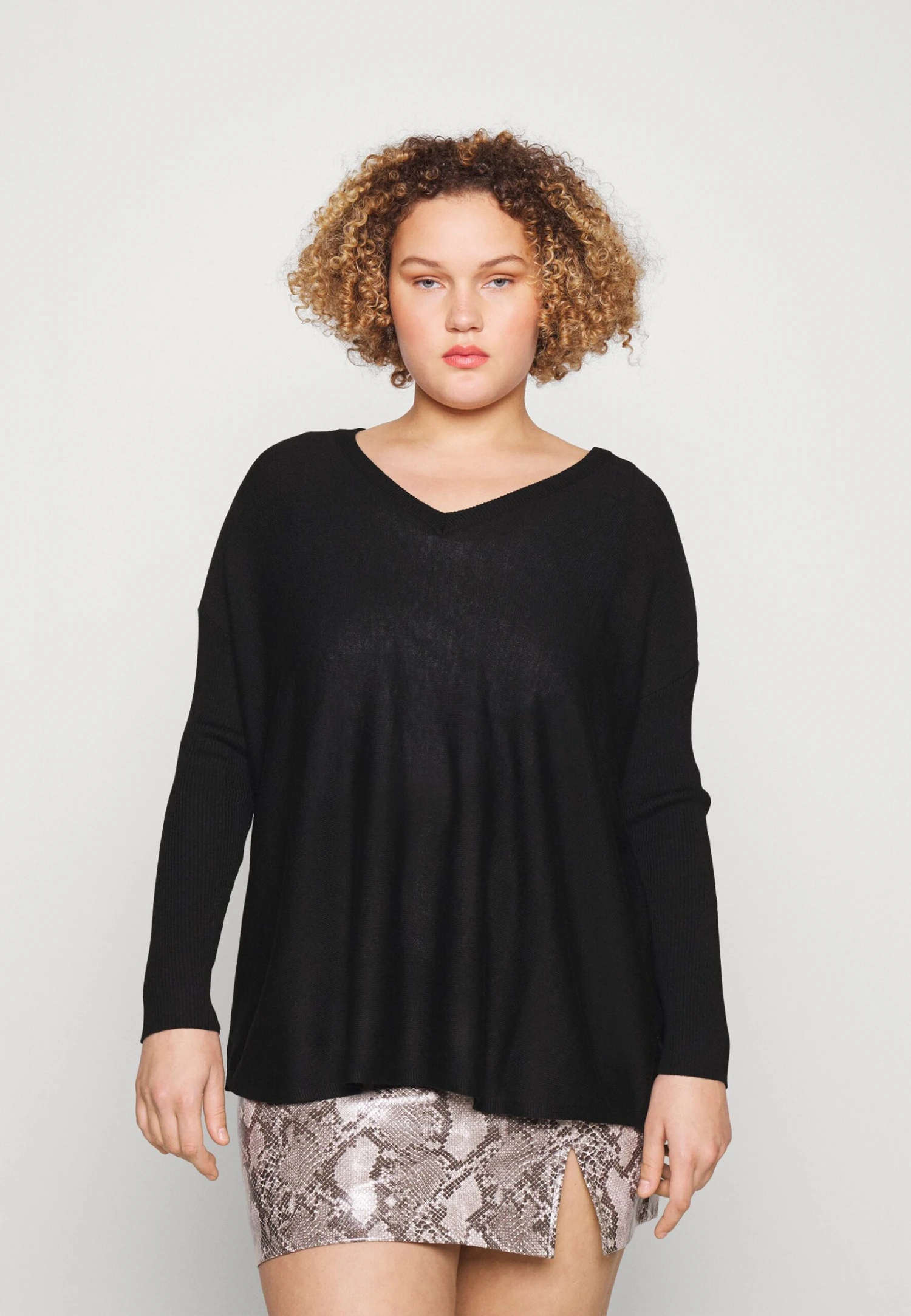 Plus Size - Trui - Black Plus Size - Trui - Black -Anna Field Boutique 2316eaa615e1407ebecbf5689af4f557 scaled