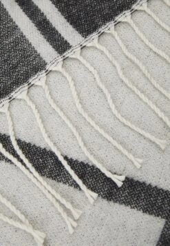 Anna Field Sjaal - Beige/Black 4 Anna Field Sjaal - Beige/Black -Anna Field Boutique 24bfda38119848cb8b61396b369987d4