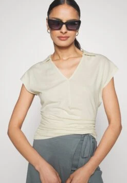 Anna Field Wrap Blouse- Blouse - Offwhite -Anna Field Boutique 264c407b41a34e3e988e65c1baad508e