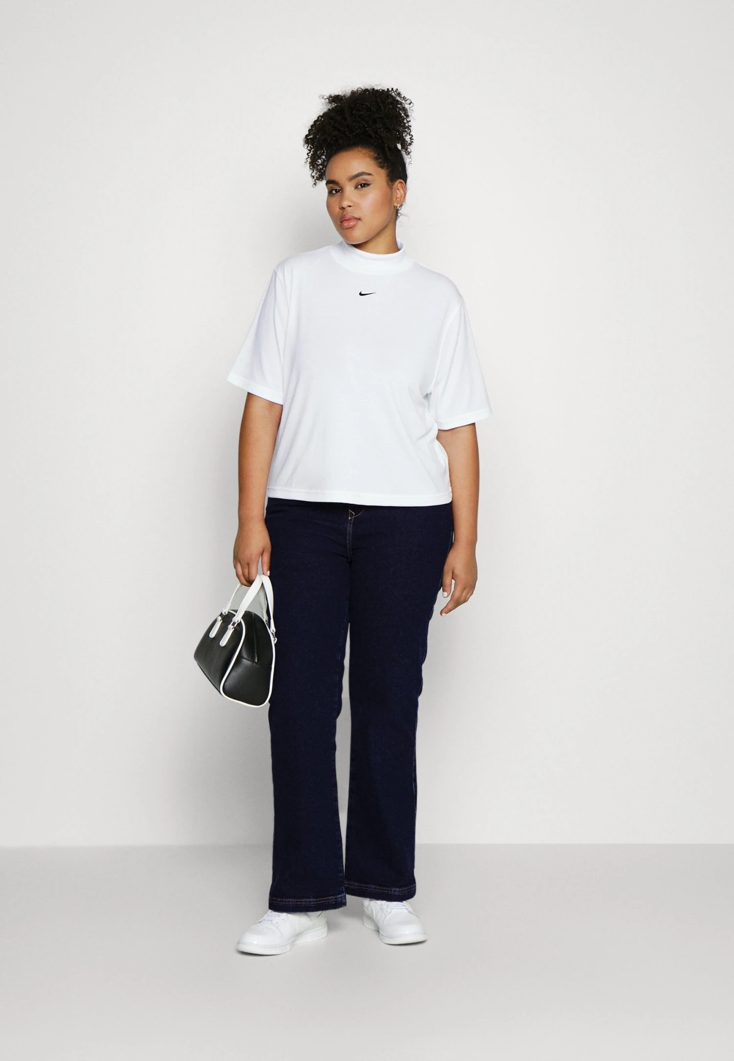 Bootcut Jeans - Dark Blue Denim Bootcut Jeans - Dark Blue Denim -Anna Field Boutique 346b5a5390b5485da94afbad20a15f20 scaled