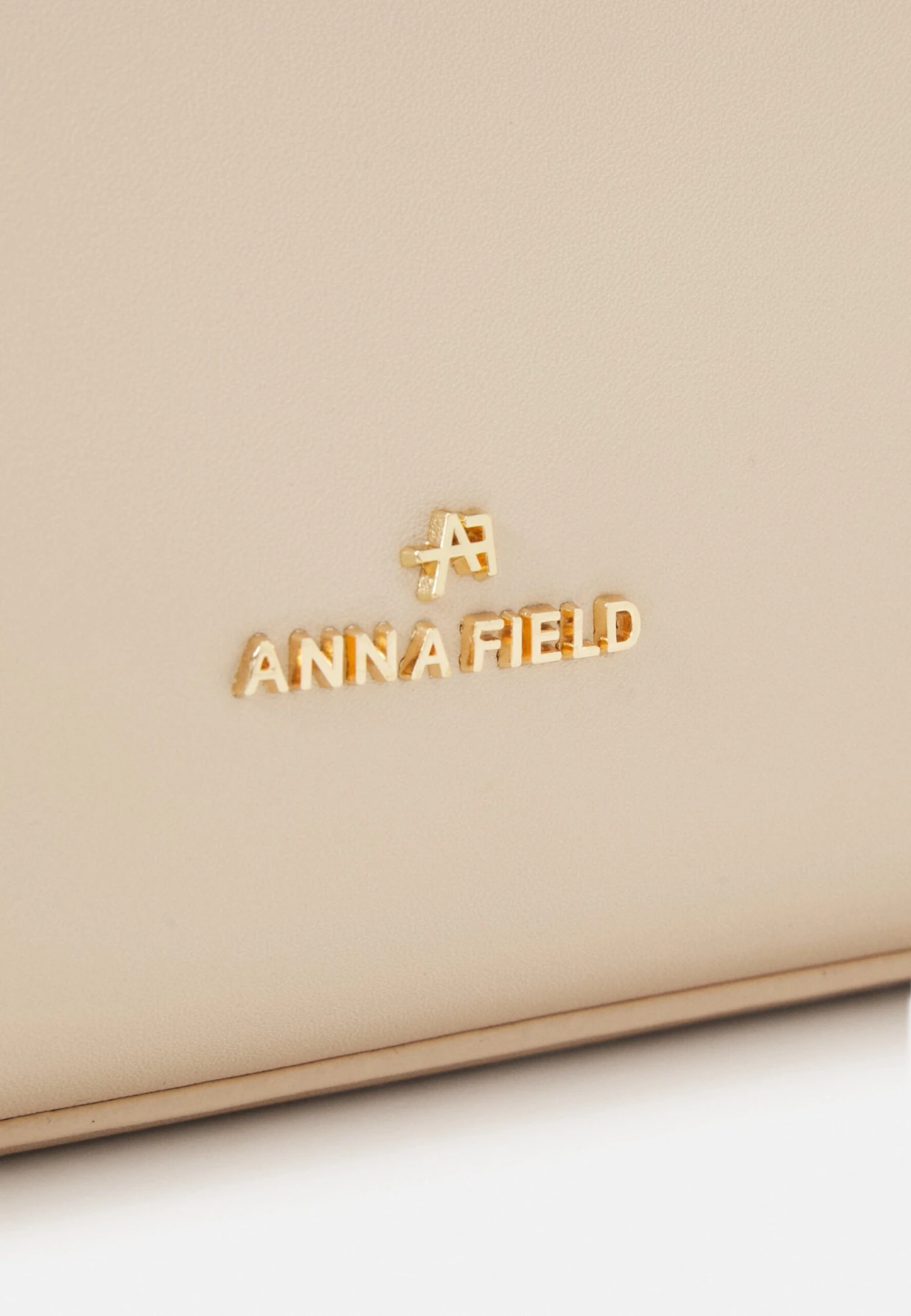 Handtas - Beige Anna Field Handtas - Beige -Anna Field Boutique 39a0b09cba8e4cfd99ebad81b47ffa02 scaled