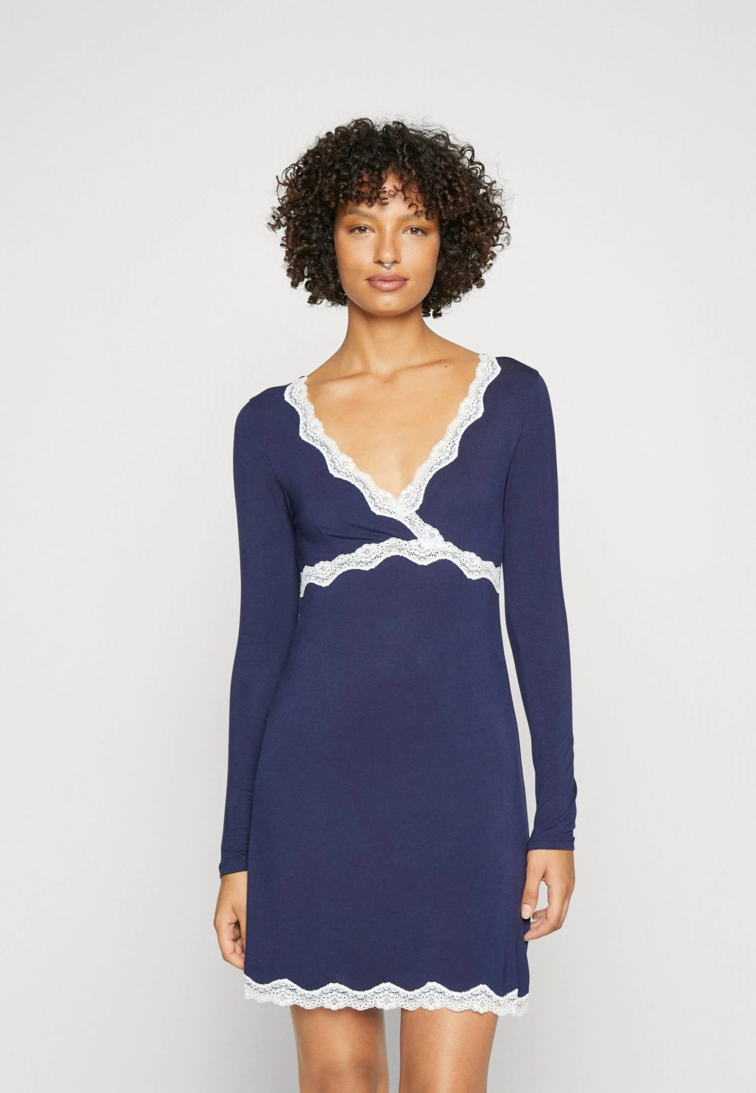 Nachtjapon - Dark Blue Anna Field Nachtjapon - Dark Blue -Anna Field Boutique 4b6b2ad408a74060a9a55bdd96d8dc46 scaled