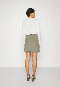 Anna Field Vest - Off-White 4 Anna Field Vest - Off-White -Anna Field Boutique 4be94968bb74424ba62de675f4bf20ad