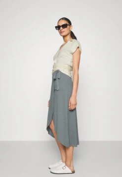 Anna Field Wrap Blouse- Blouse - Offwhite -Anna Field Boutique 55dc81c3740b469d94951e94116b3d14