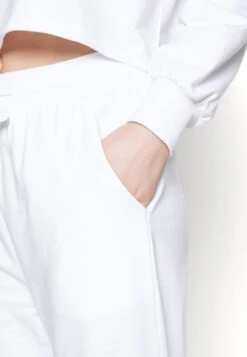 Anna Field Pyjama - Off White 7 Anna Field Pyjama - Off White -Anna Field Boutique 56bec85cb61844dda07a2cc04c217819