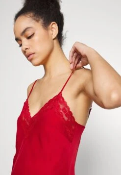 Anna Field Nachtjapon - Red 5 Anna Field Nachtjapon - Red -Anna Field Boutique 64600648ae7141e4b3e4257f55ded69b