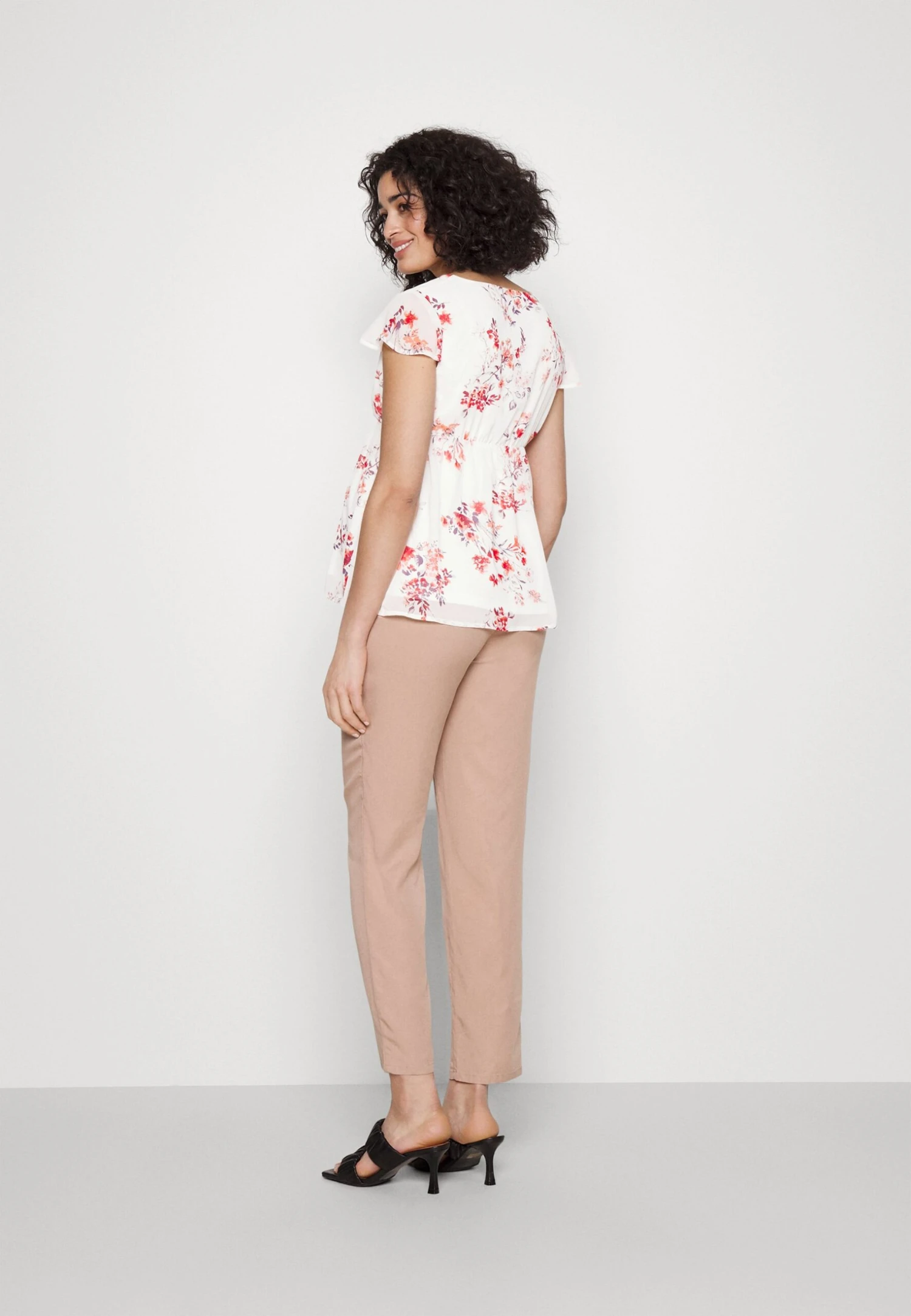 Mama Belt - Blouse - White/Red Mama Belt - Blouse - White/Red -Anna Field Boutique 686a29dc191b4a628db46869adaeca93 scaled