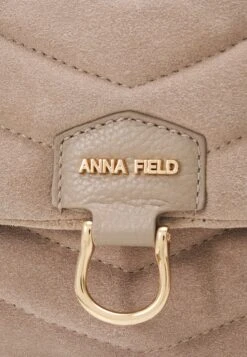 Anna Field Leather - Schoudertas -Taupe -Anna Field Boutique 7540d13e641344a88a8a7281c84a8eb7