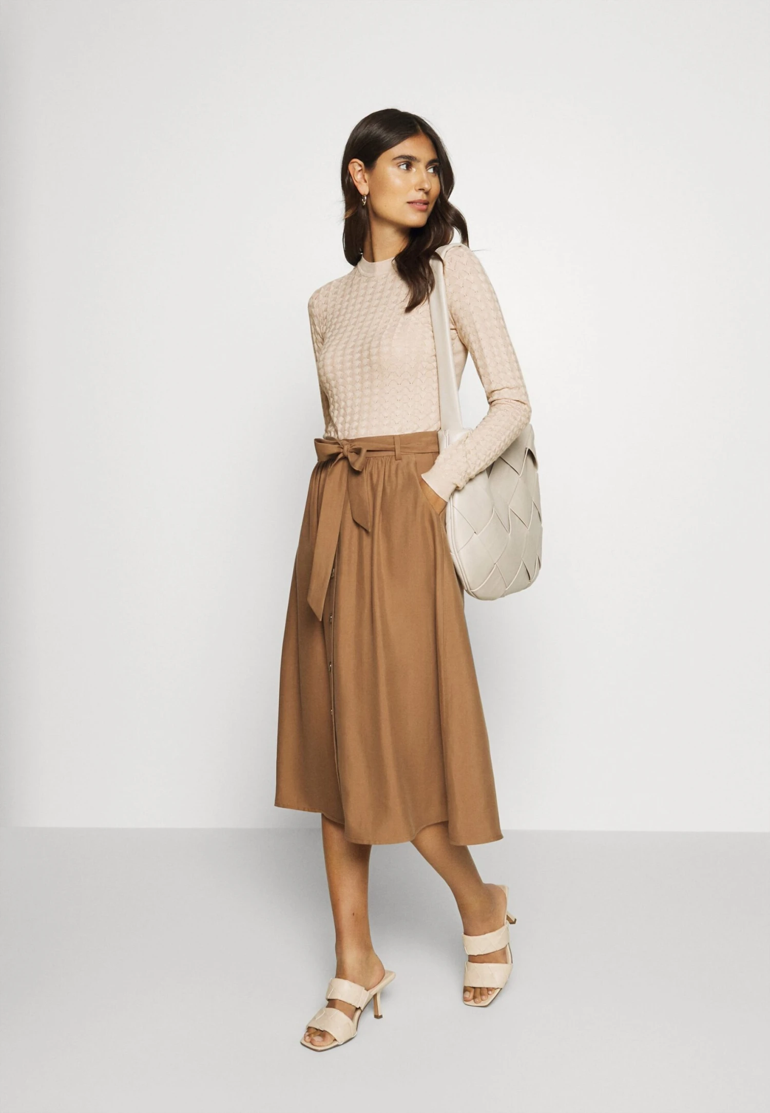 Trui - Light Tan Melange Anna Field Trui - Light Tan Melange -Anna Field Boutique 76345ba6455443269308e13fe00765e4 scaled