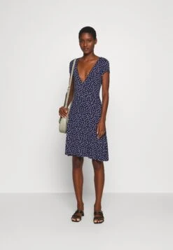 Anna Field Jerseyjurk - Maritime Blue/White 3 Anna Field Jerseyjurk - Maritime Blue/White -Anna Field Boutique 8121d5c4b927492186978cb09d3a4a79