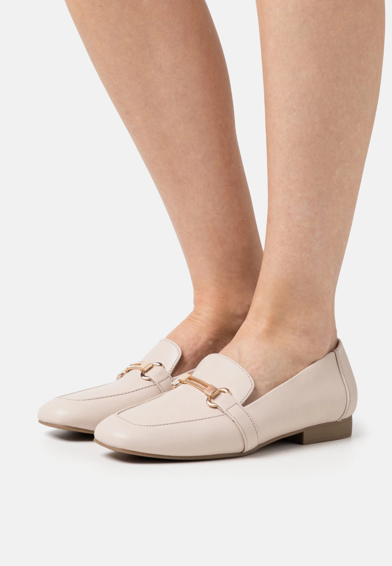 Instappers - Off-White Anna Field Instappers - Off-White -Anna Field Boutique 84e971873ff643bc957b3bd0534e5e39 scaled