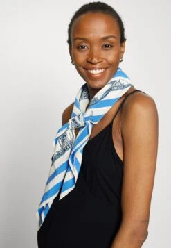 Strappy Drappy Cintered- Jumpsuit - Black -Anna Field Boutique 877e0d68ca454a2c850b1e47426d2df7