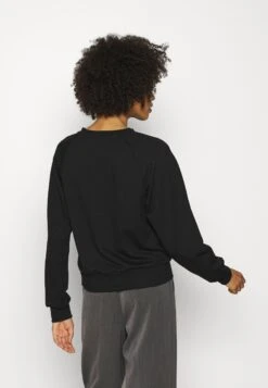 Anna Field Basic CleanCrew Neck Sweatshirt- Sweater - Black -Anna Field Boutique 88bc03987686408c83d83956951c563a