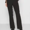 Anna Field Broek - Black 1 Anna Field Broek - Black -Anna Field Boutique 88f368c6349c42979898b55bc91a86f2