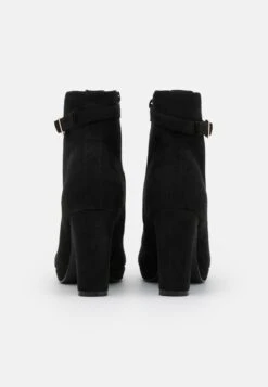 Veterboots - Black 5 Veterboots - Black -Anna Field Boutique 8ddb6d4f033c4c8b80bf719f58abc3ff