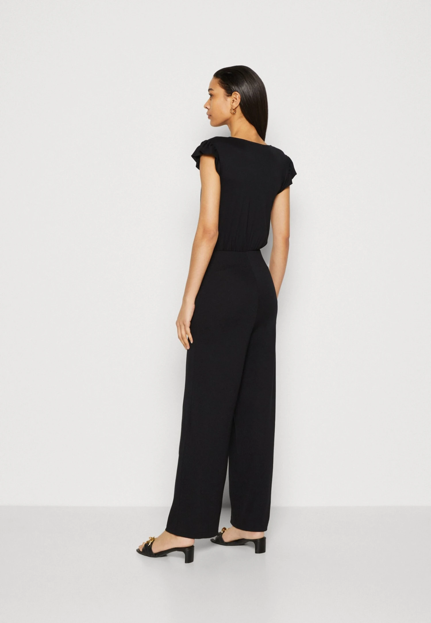 Jumpsuit - Black Anna Field Jumpsuit - Black -Anna Field Boutique 914500840b7b40f998f4865caf57a79a scaled