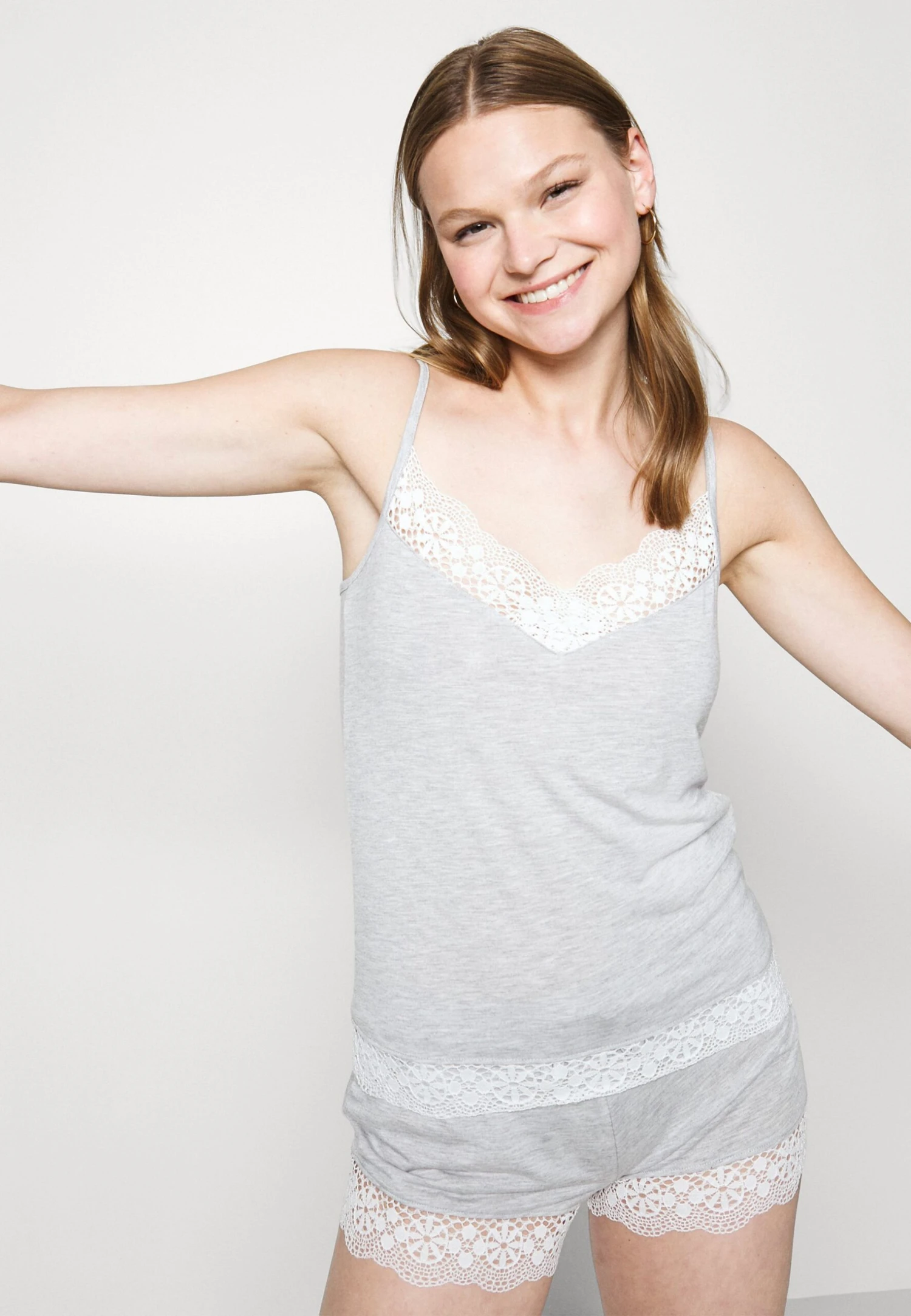 Sarah Short Pj Set- Pyjama - Grey Anna Field Sarah Short Pj Set- Pyjama - Grey -Anna Field Boutique 9509fde335de4af3b934d97362e1d400 scaled