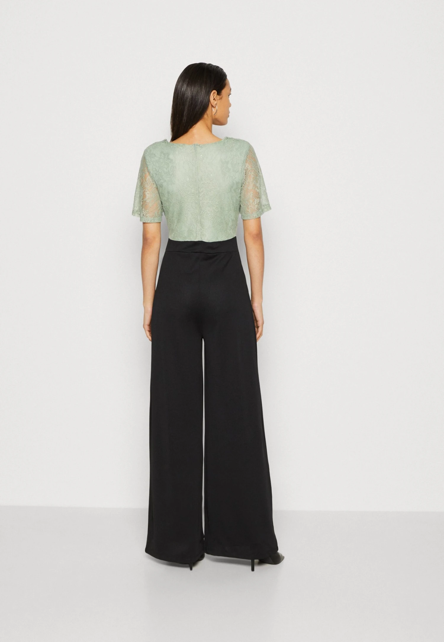 Jumpsuit - Light Green/Black Anna Field Jumpsuit - Light Green/Black -Anna Field Boutique 9b8ea13e441f426b88f208eebeeadf4c scaled