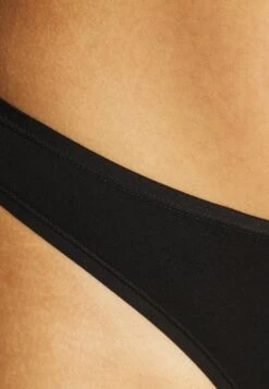 Anna Field 10 Pack - String - Black 6 Anna Field 10 Pack - String - Black -Anna Field Boutique a29dca26880f44319503a6b5d2bc0e18