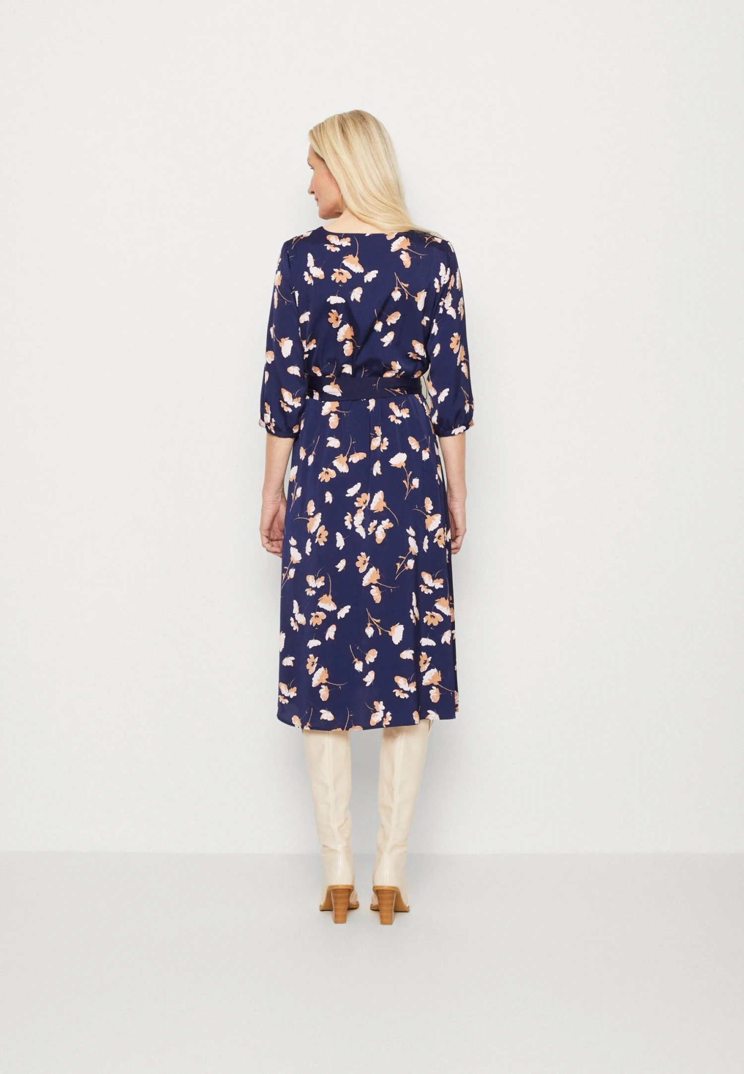 Cocktailjurk - Multi-Coloured Anna Field Cocktailjurk - Multi-Coloured -Anna Field Boutique a9fbe35b89364811a678aa8d3c1c2fb4 scaled