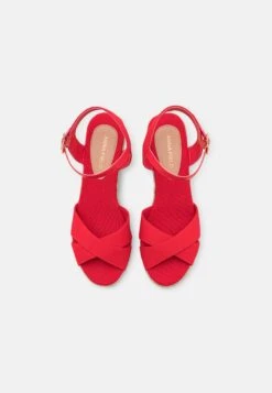 Anna Field Sandalen Met Sleehak - Red 7 Anna Field Sandalen Met Sleehak - Red -Anna Field Boutique aa2e5cb4f75f4bae80b5219ac1dcc3fc