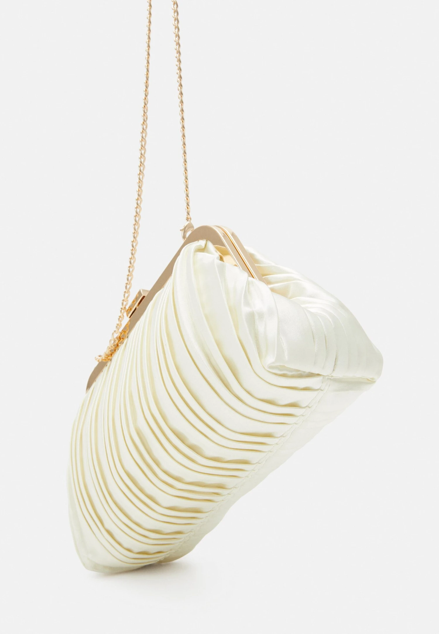 Clutch -Off-White Anna Field Clutch -Off-White -Anna Field Boutique b1777955474c4bd29203f6b14417203f scaled