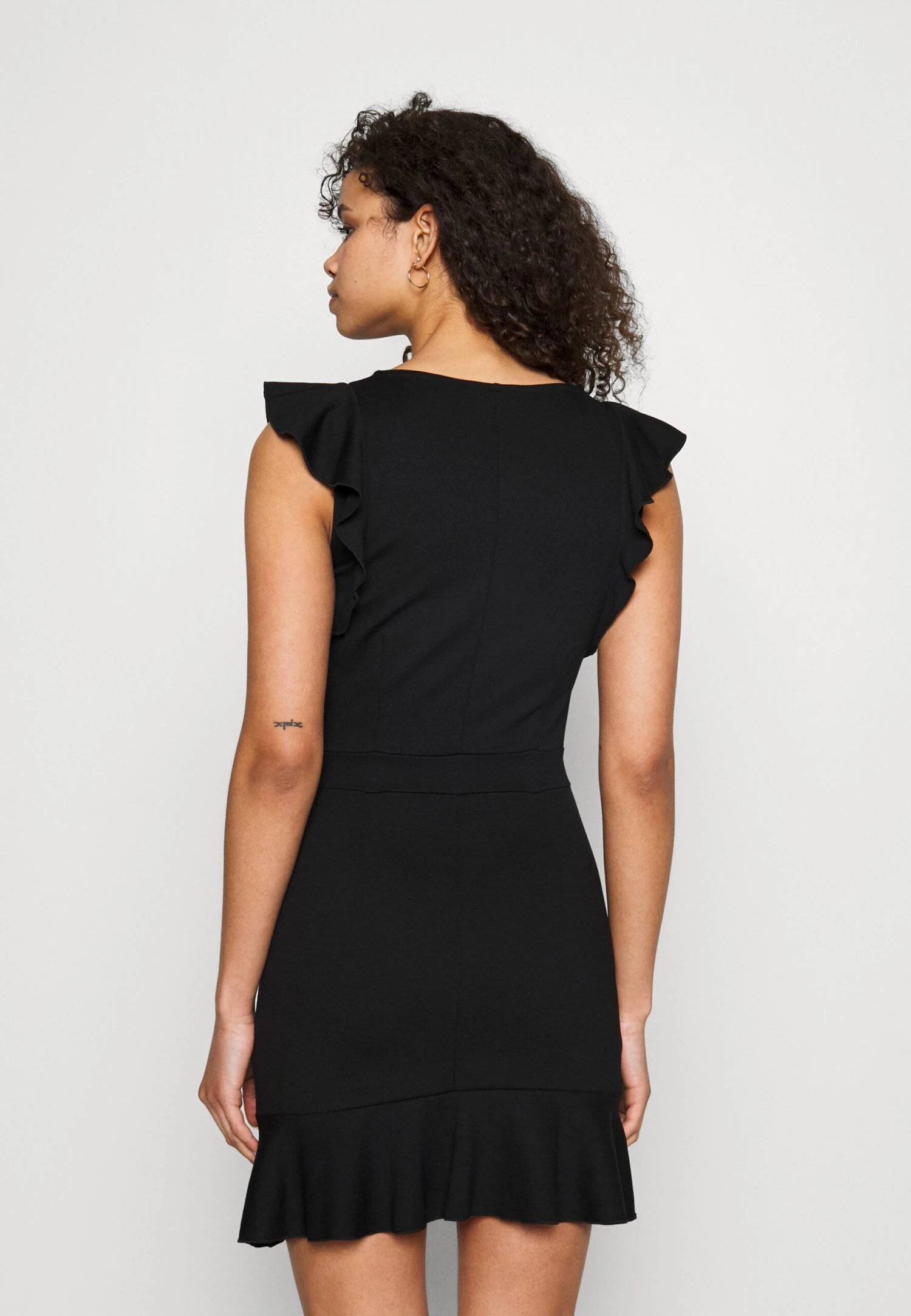 Jerseyjurk - Black Anna Field Jerseyjurk - Black -Anna Field Boutique b8a6e15869c9474e9e4a92d40744506a scaled