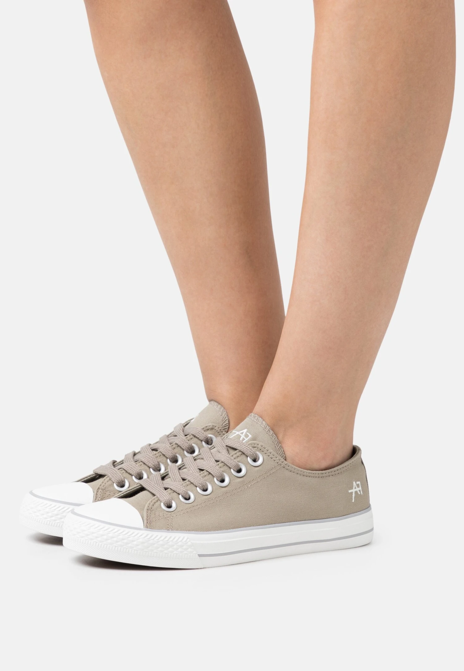 Sneakers Laag - Khaki Anna Field Sneakers Laag - Khaki -Anna Field Boutique bf8e63fdb10d4c9292dbfb7c6573904b scaled