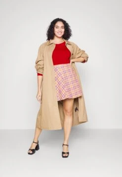 Longsleeve - Red -Anna Field Boutique c5d8b9761c8e47979072b3d9616446bc