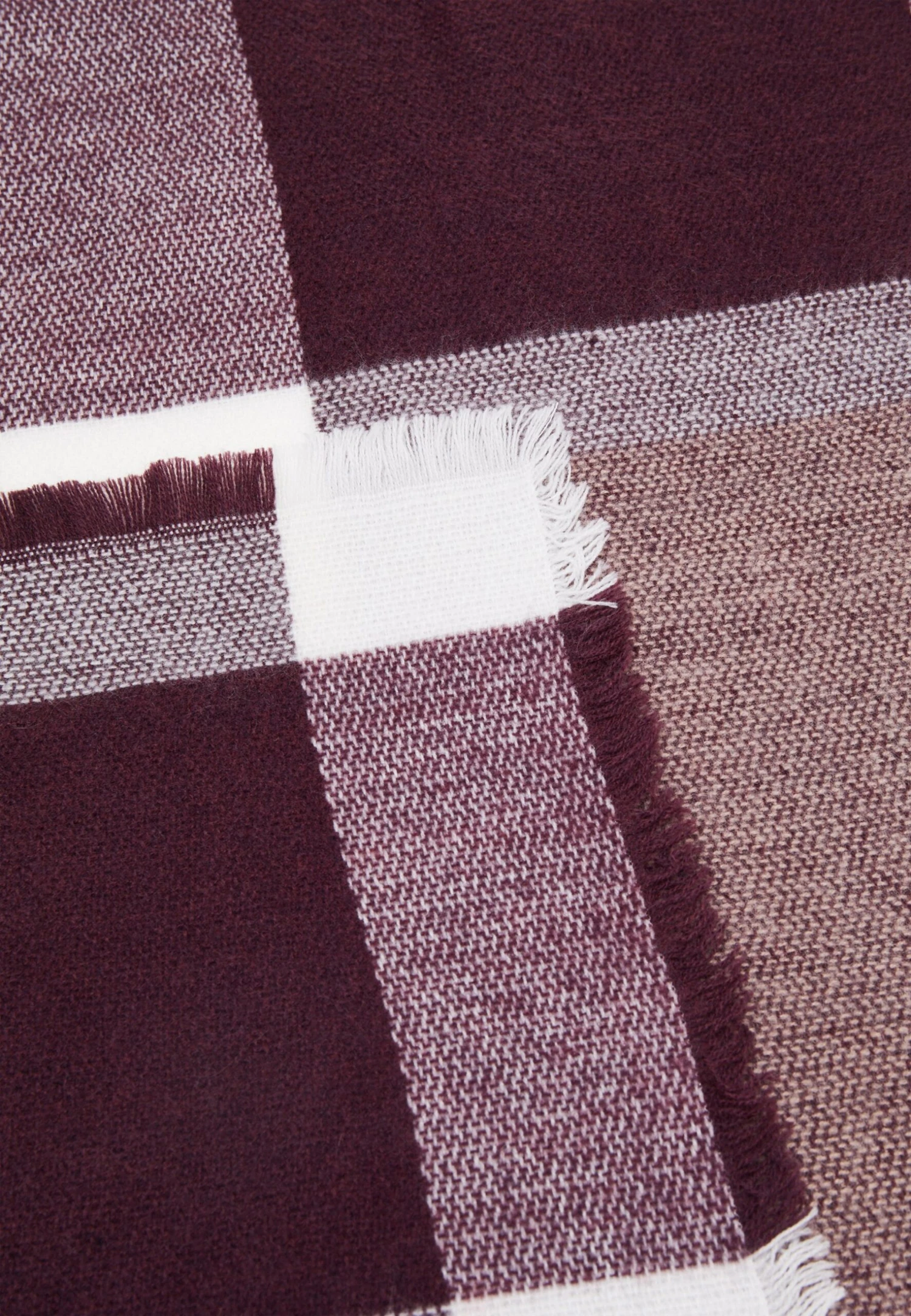 Sjaal - Bordeaux Anna Field Sjaal - Bordeaux -Anna Field Boutique cc5b2a1856f0456cbf8fb2608856106a scaled