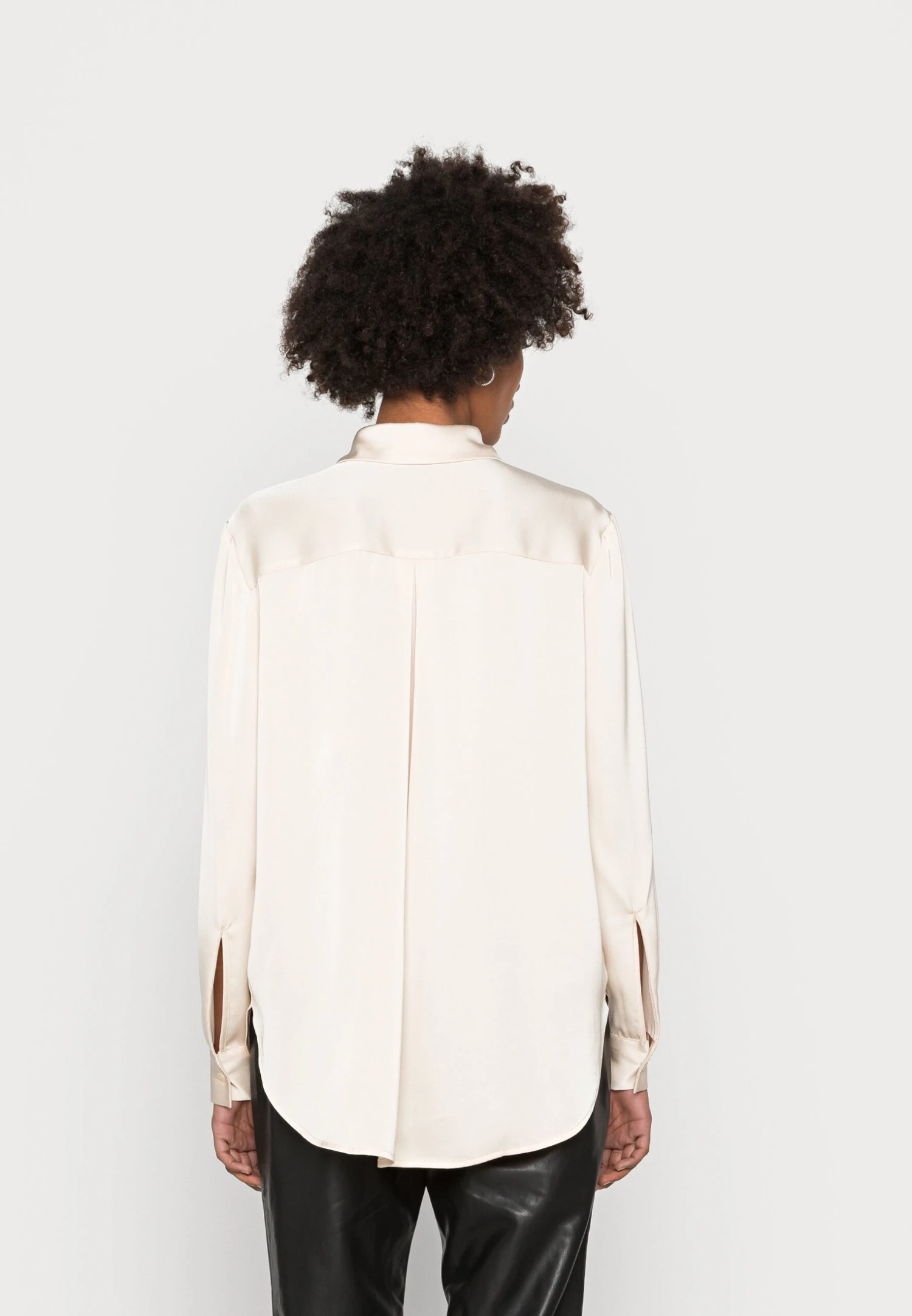 Overhemdblouse - Nude Anna Field Overhemdblouse - Nude -Anna Field Boutique d440f1564b214990b8800f83f8491c11 scaled