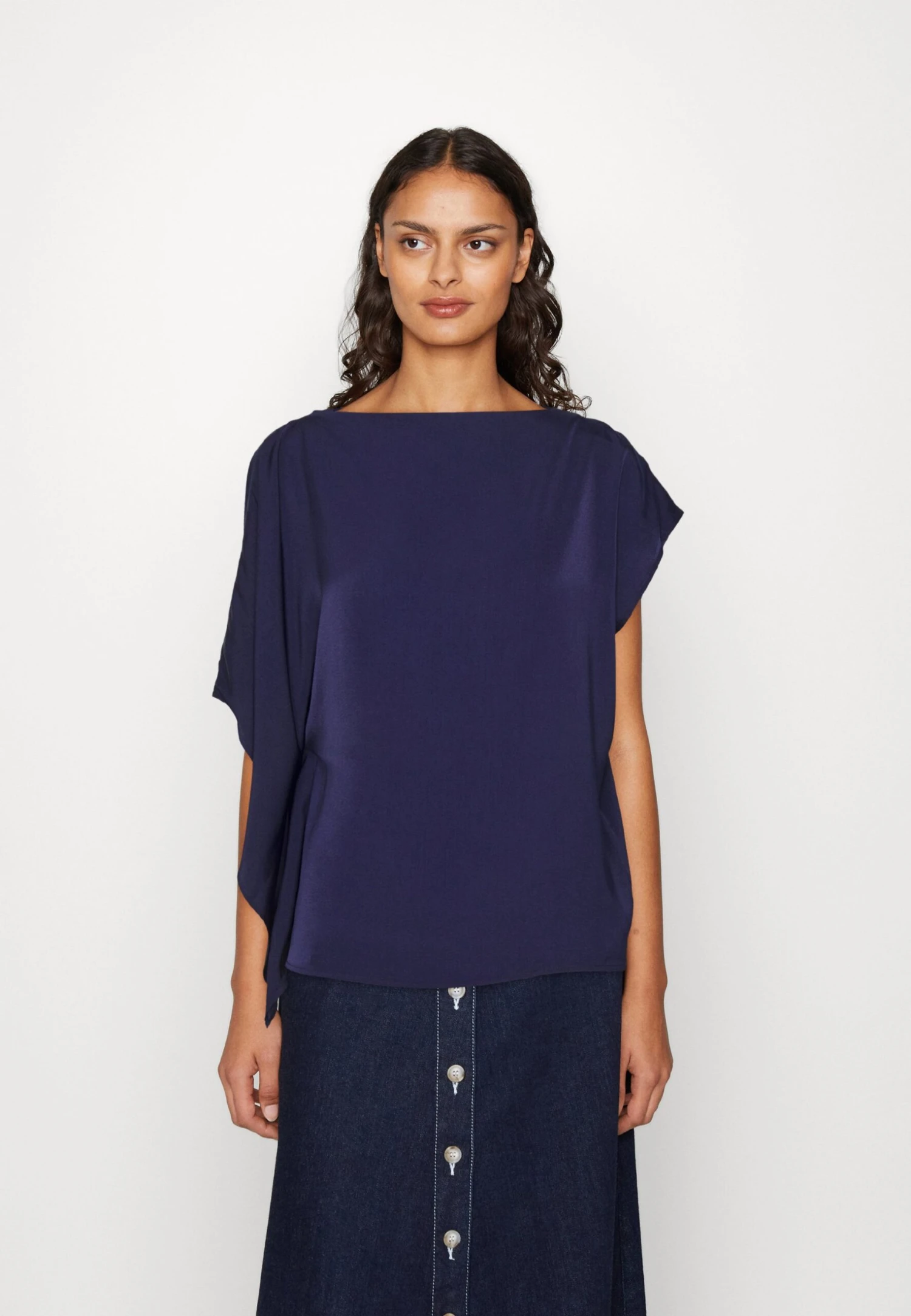 Blouse - Dark Blue Anna Field Blouse - Dark Blue -Anna Field Boutique e1ae492304c747ab854b570c0b36170d scaled