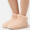 Anna Field Pantoffels - Beige 1 Anna Field Pantoffels - Beige -Anna Field Boutique e4c6ec12be6449e0ad744b9deaa49d19