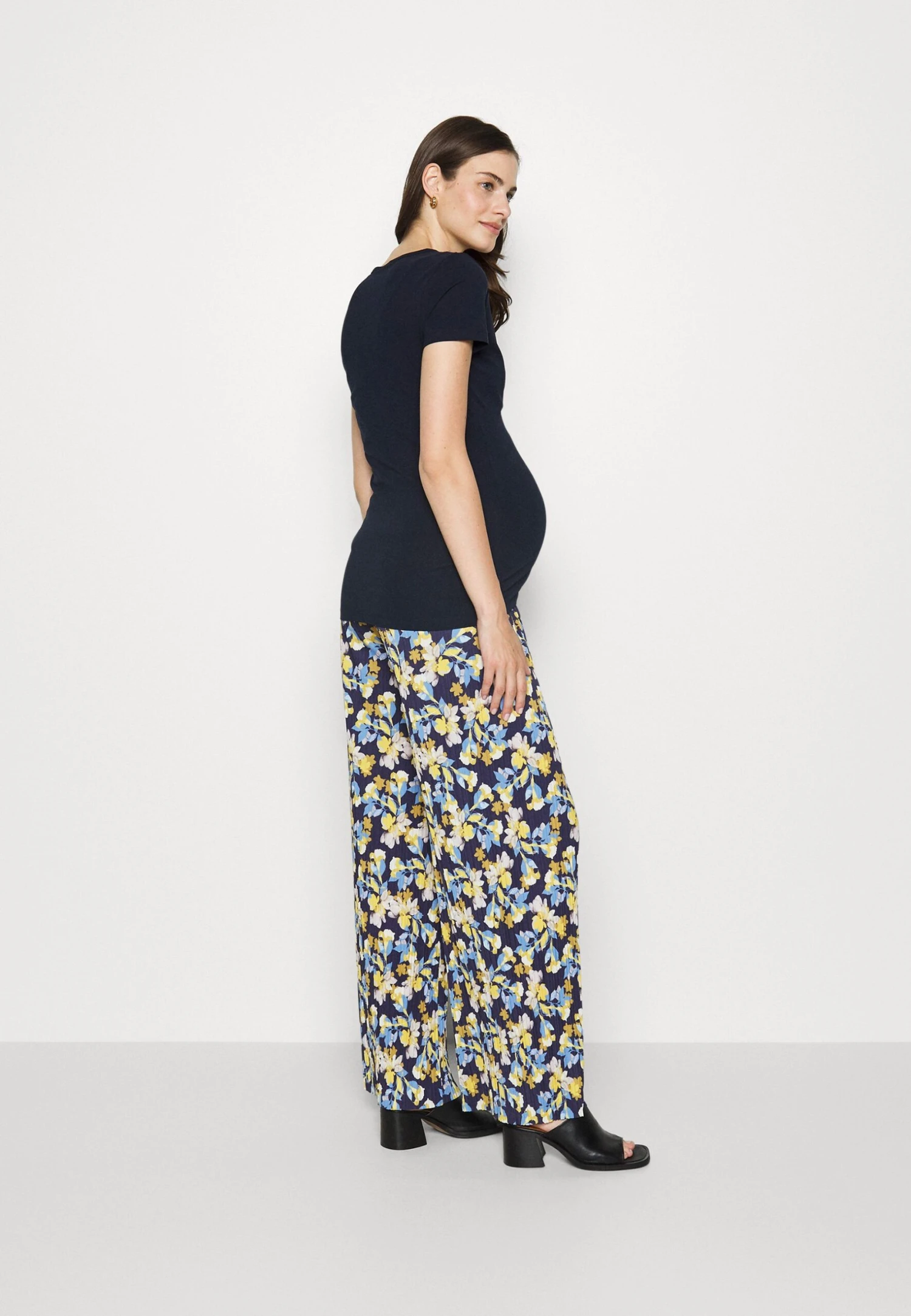 Broek - Multicoloured Broek - Multicoloured -Anna Field Boutique e58dc484faba458e8a9bd3761b830b13 scaled