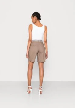 Anna Field Shorts - Taupe -Anna Field Boutique e61c53ac185142a3a599f8ff60c08f8e