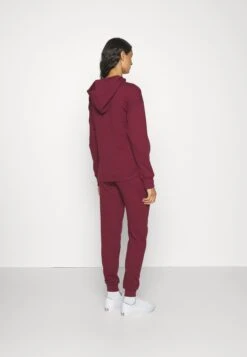 Set - Hoodie - Dark Red -Anna Field Boutique e64365e1251f4031bea6606d72b68c13