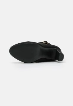 Veterboots - Black 6 Veterboots - Black -Anna Field Boutique e966ef61a78146d08fc867219b17d91c