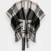 Anna Field Poncho - Black/White 2 Anna Field Poncho - Black/White -Anna Field Boutique eae6359526ef4fd38b461b377e5b4a1d