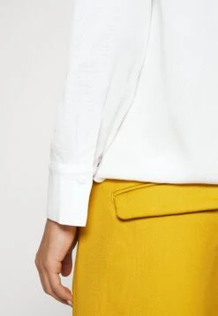 Blouse -Off-White -Anna Field Boutique ec7ba74ccc1845a7aaf5bdf432705ec1