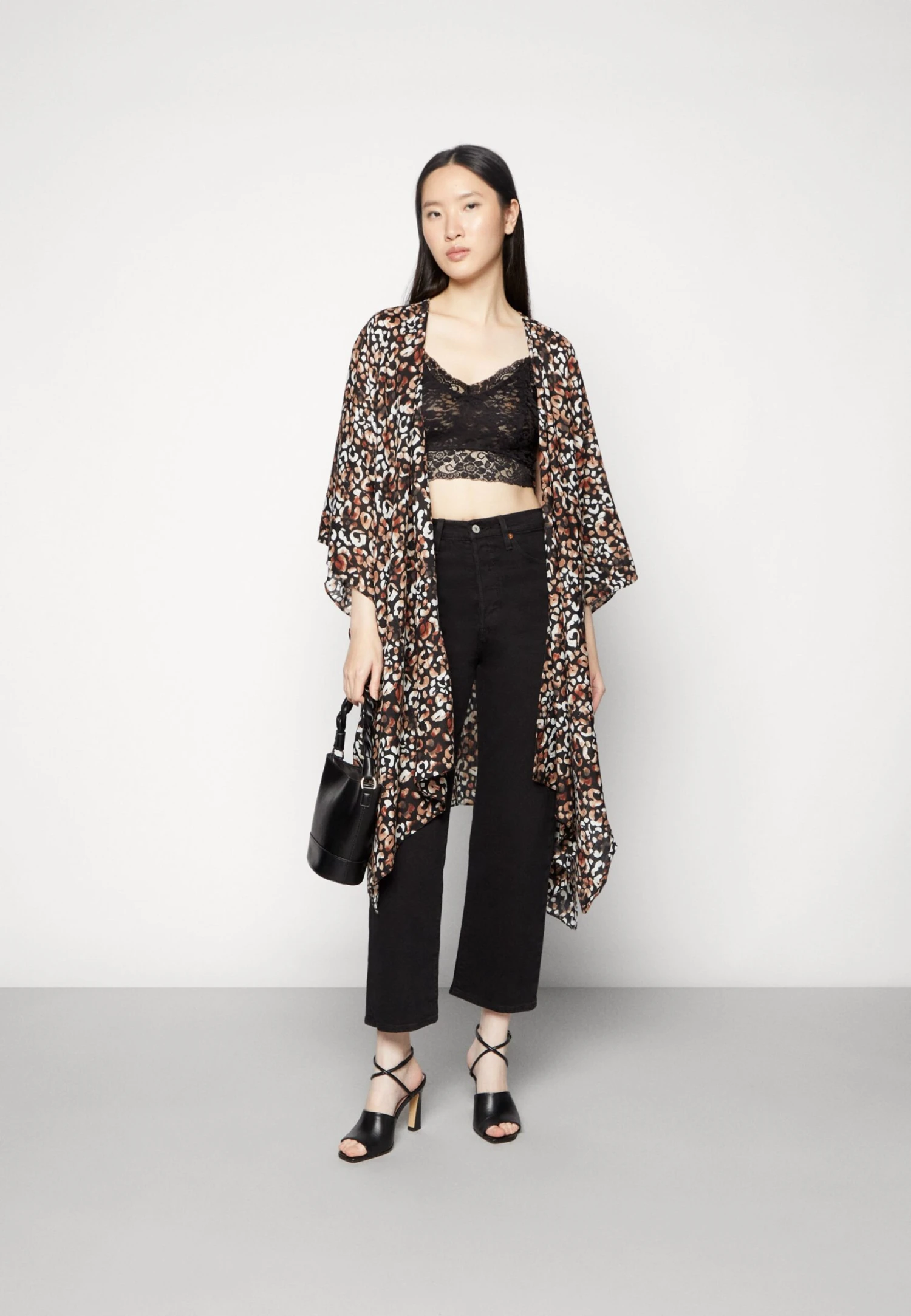 Poncho - Brown/Black Anna Field Poncho - Brown/Black -Anna Field Boutique efd368e49c0d47e0966dea00e33f72a6 scaled