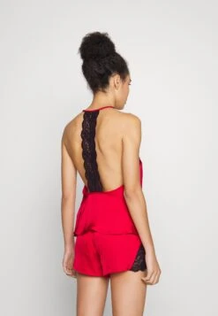 Anna Field 4 Piece Gift Set - Pyjama - Black/Red 6 Anna Field 4 Piece Gift Set - Pyjama - Black/Red -Anna Field Boutique f10826b14a8f46d2a659fa13b35c53d6