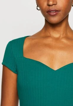 Anna Field T-Shirt Print - Dark Green 7 Anna Field T-Shirt Print - Dark Green -Anna Field Boutique f4df2445d37c4307ad833423e9f50e38