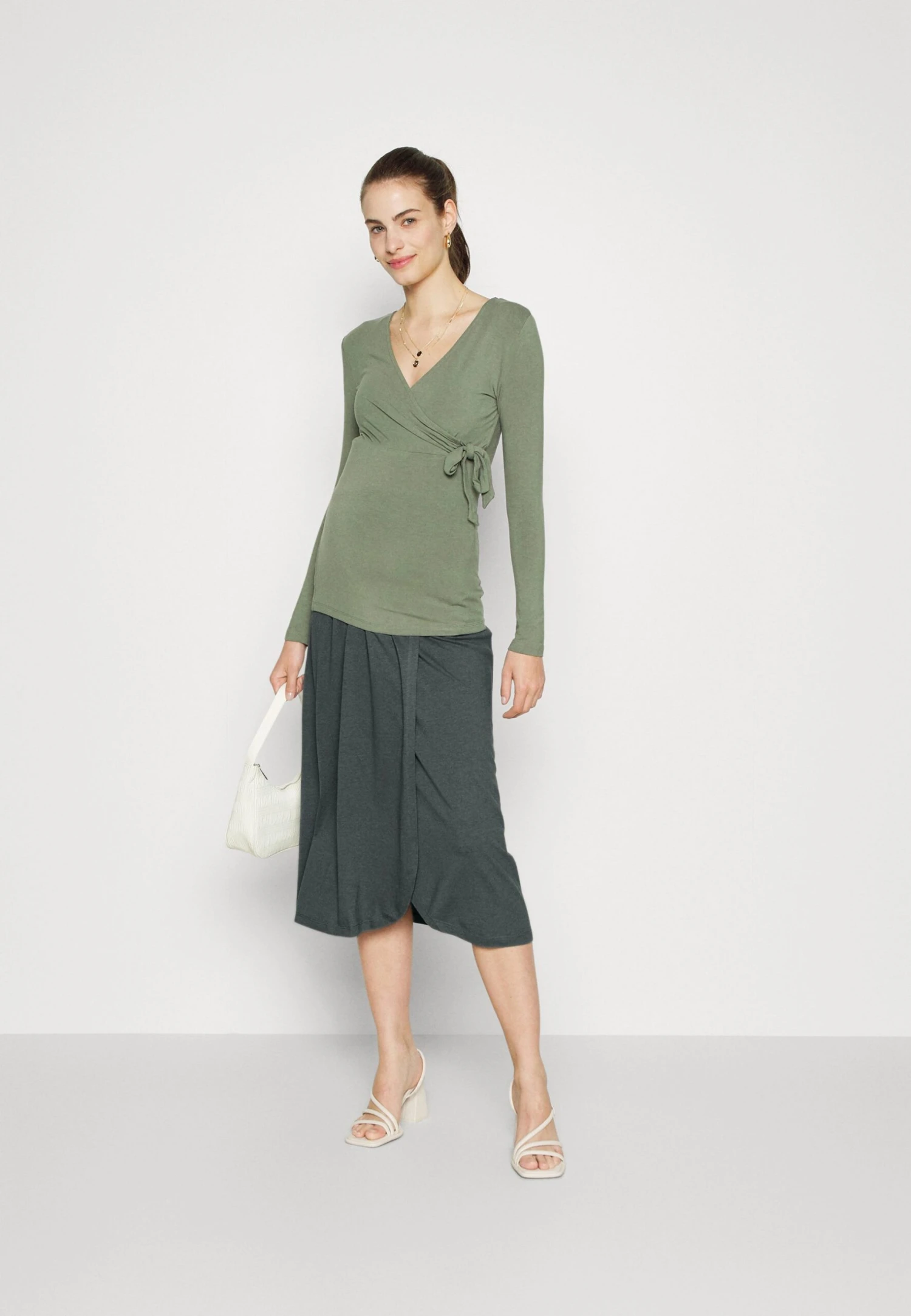 Maternity Basic Midi Skirt- Kokerrok - Light Green Maternity Basic Midi Skirt- Kokerrok - Light Green -Anna Field Boutique fb02a1787f804c3ba7d287ca2e355216 scaled